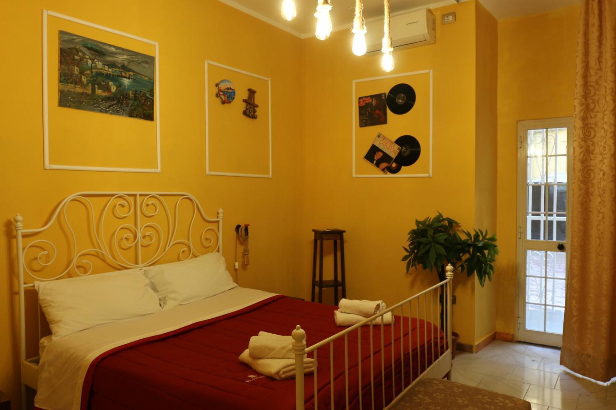 Operahome Naples